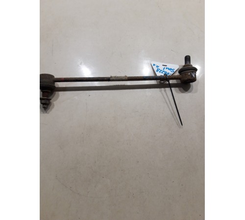 Стойка стабилизатора передняя правая