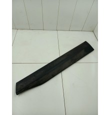 Молдинг двери передний правый