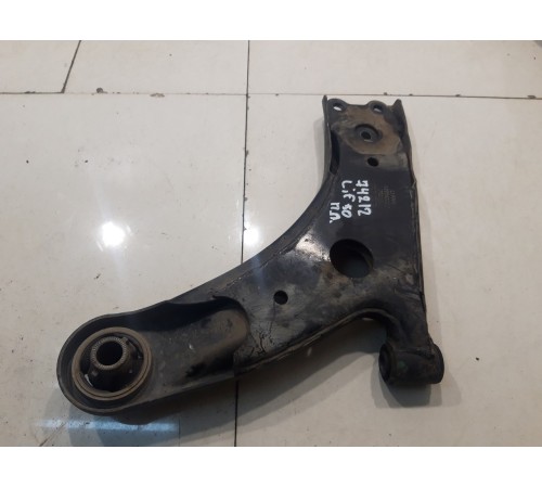 Рычаг передний правый