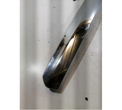 Накладка крышки багажника