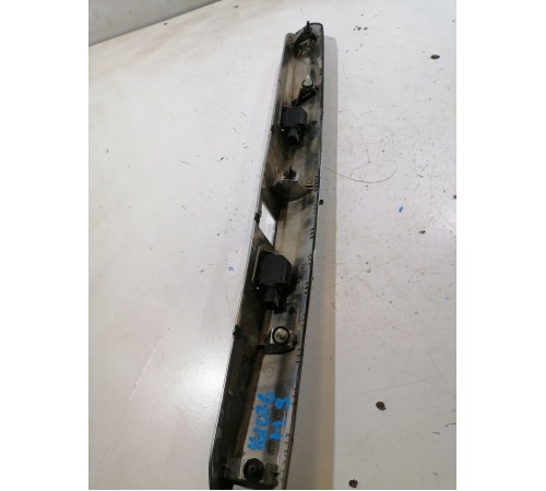 Накладка крышки багажника