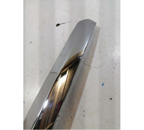 Накладка крышки багажника