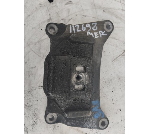 Кронштейн (крепление) двигателя задний