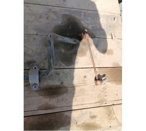 Стабилизатор подвески передний