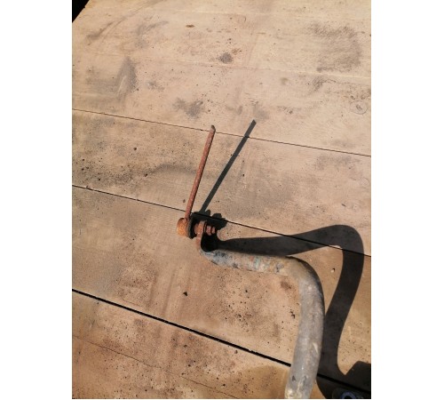 Стабилизатор подвески передний