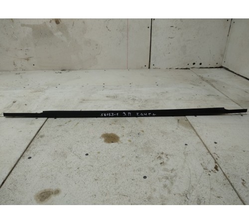 Молдинг стекла задний правый