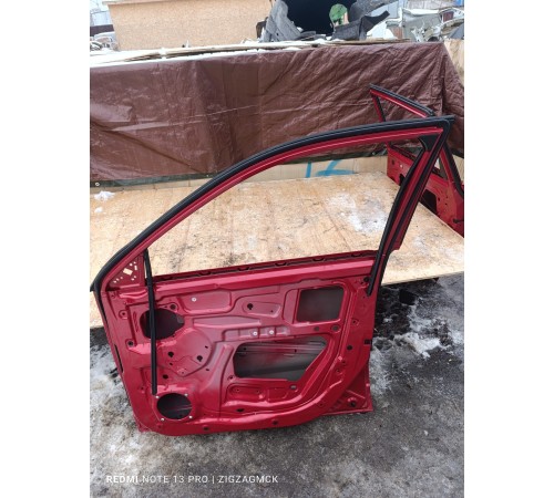 Дверь передняя правая