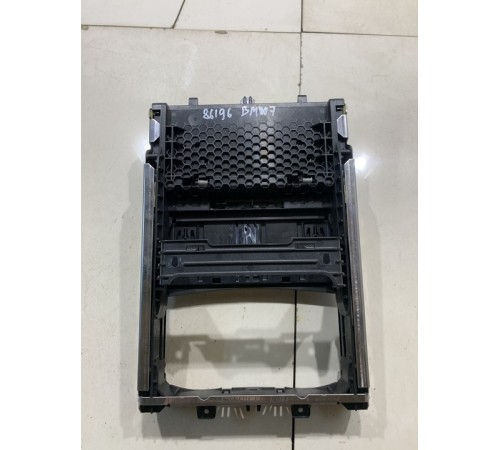 Бардачок центральной консоли