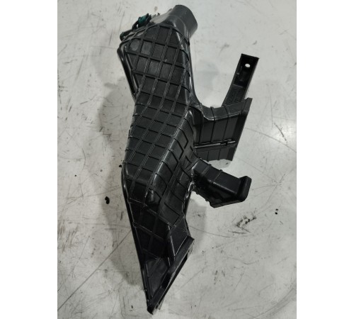 Воздуховод отопителя