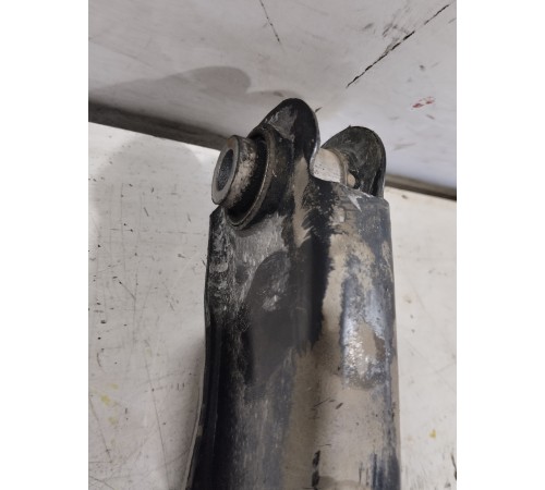 Рычаг подвески задний левый нижний