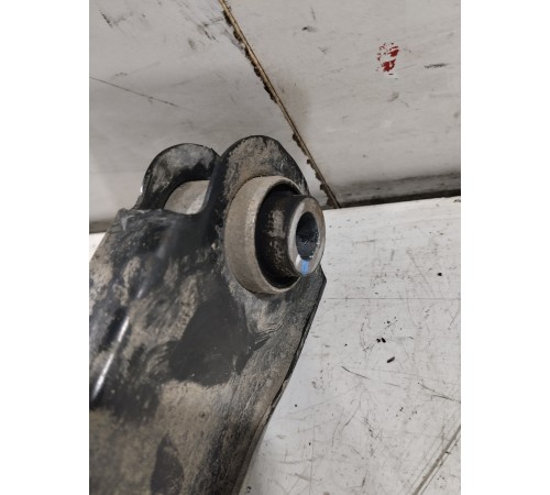 Рычаг подвески задний левый нижний