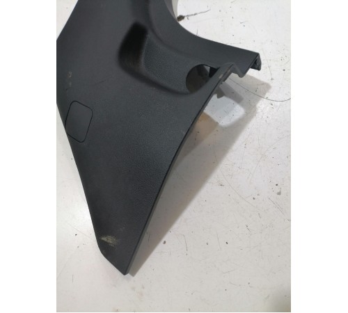 Обшивка стойки передняя левая