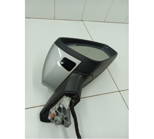 Зеркало заднего вида боковое правое