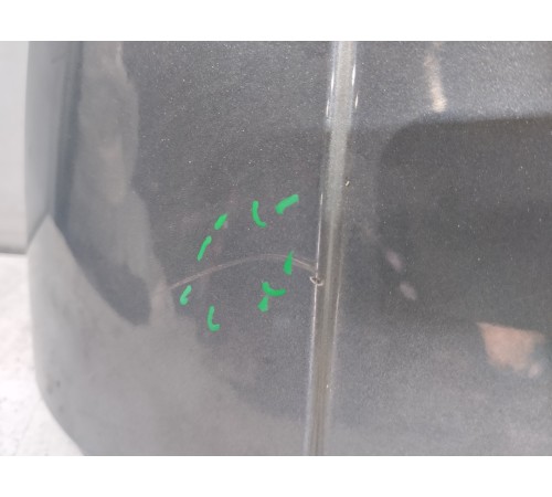 Спойлер крышки багажника