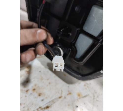 Спойлер крышки багажника