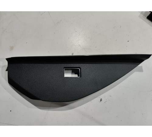 Накладка (пластик) торпедо правая