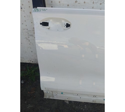 Дверь передняя правая