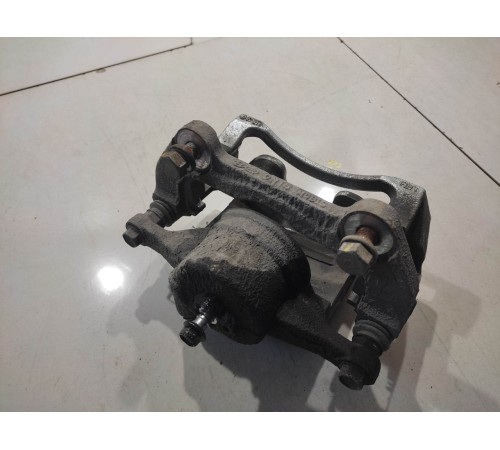 Суппорт(передний правый)