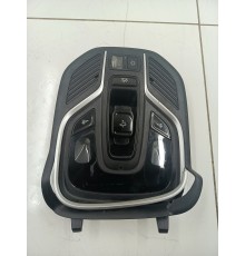 Плафон внутреннего освещения передний