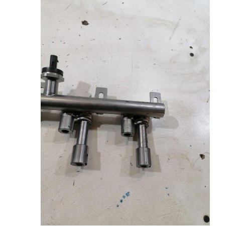 Рампа топливная