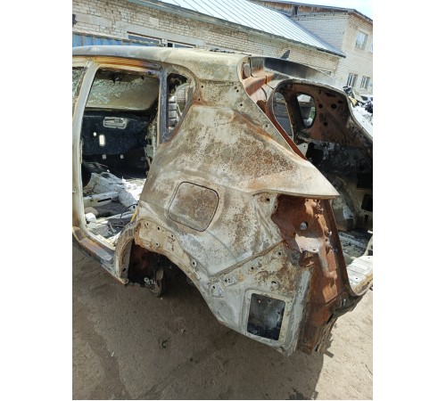 Крыло заднее левое