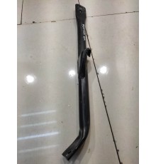 распорка стойки правая