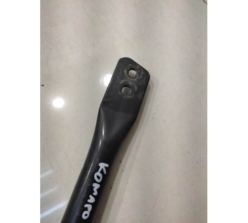 распорка стойки правая