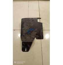 Защита моторного отсека (передняя, левая)