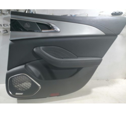 Обшивка двери