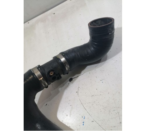 Патрубок интеркулера