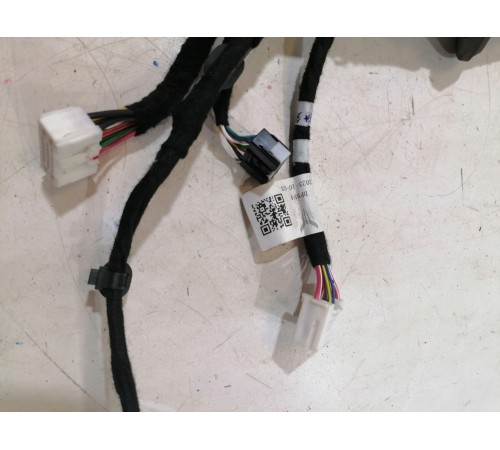 Электропроводка крышки багажника