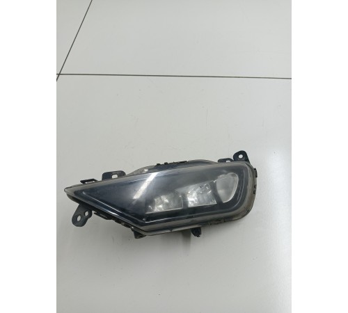 Фара противотуманная левая