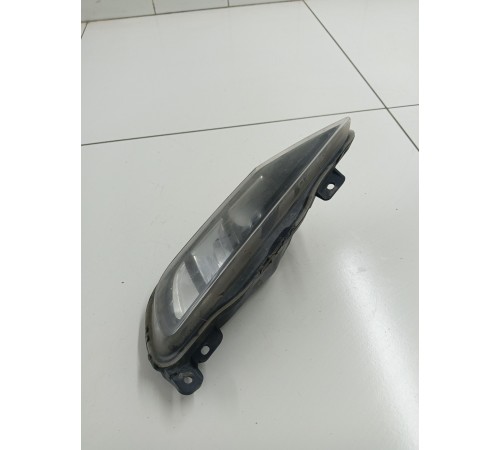 Фара противотуманная левая