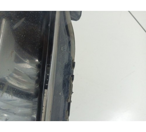 Фара противотуманная левая