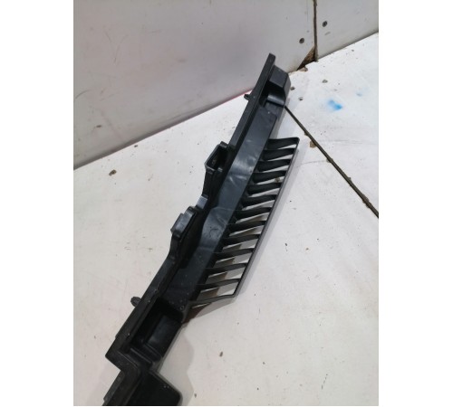 Кронштейн заднего бампера