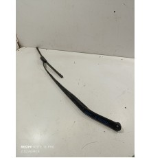 Поводок стеклоочистителя правый, пассажирский