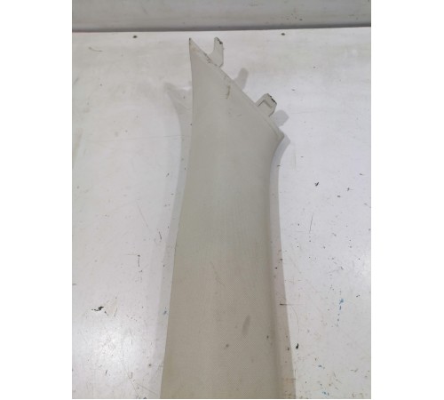 Обшивка стойки лобового стекла левая