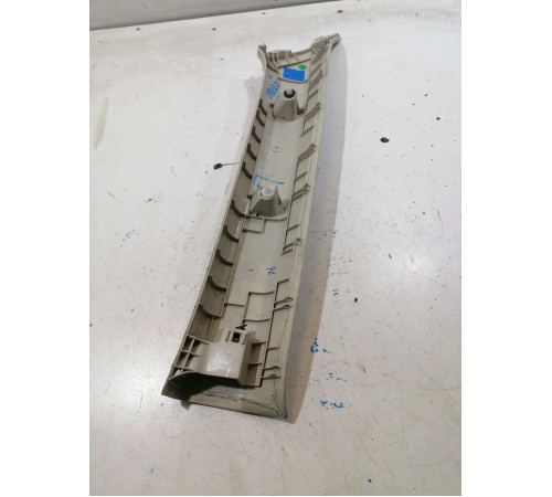 Обшивка стойки лобового стекла левая