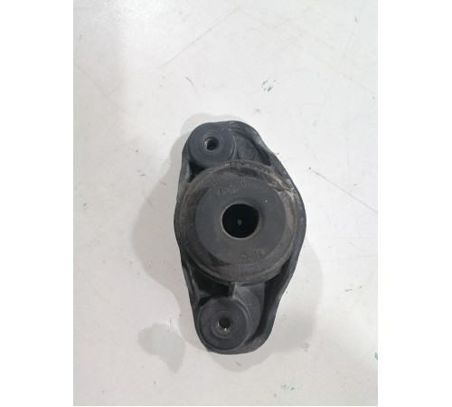 Кронштейн подушка радиатора правый