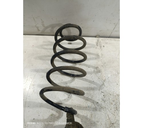 Пружина передняя