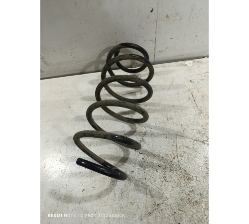 Пружина передняя