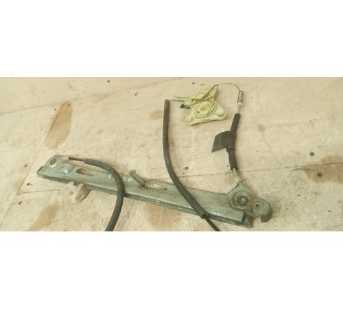 Стеклоподьемник электрический передний правый