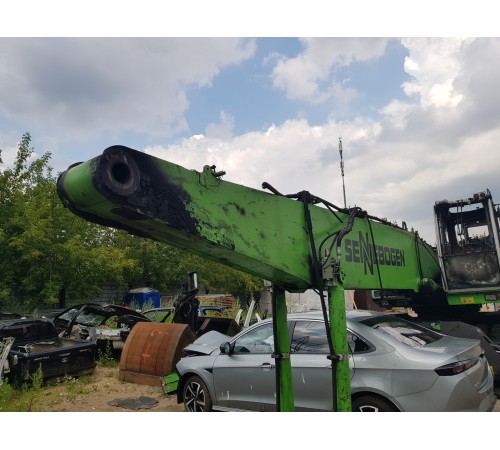 Стрела подъема ковша