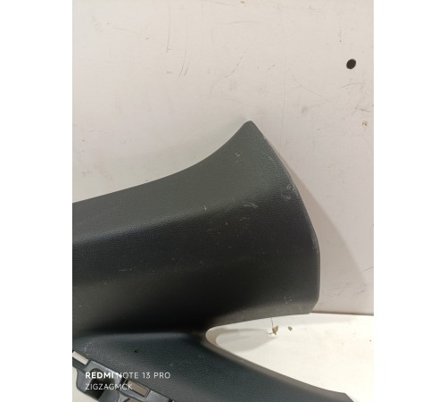 Обшивка багажника левая верхняя