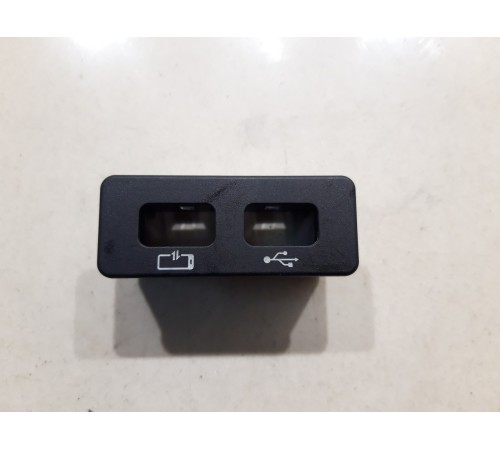 Накладка разъема USB