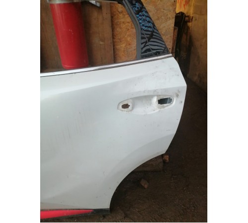 Дверь задняя левая