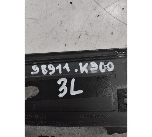 Накладка двери (задняя левая)