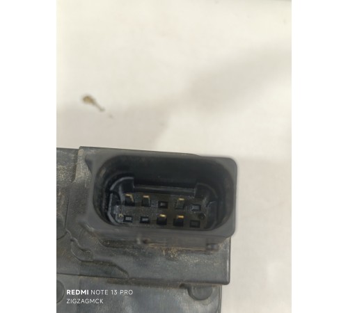 Замок двери задний левый