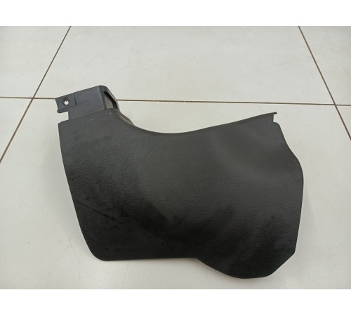 Накладка порога внутренняя передняя левая