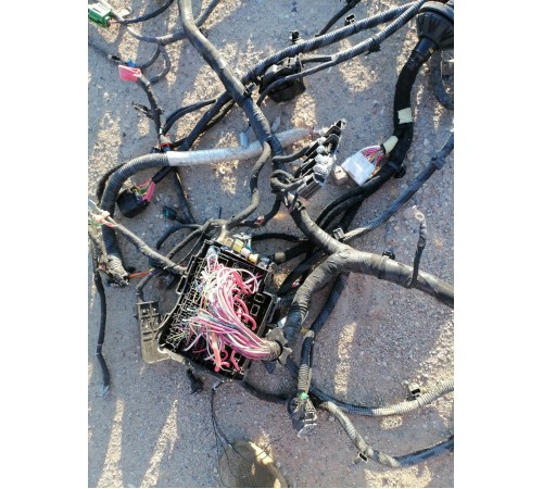 Электропроводка подкапотная с монтажным блоком